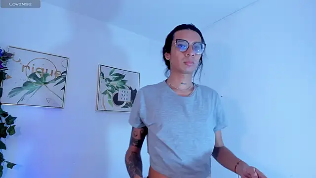 Maddie_Ray webcam