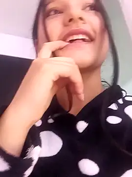 Sweet_Innocence_ webcam