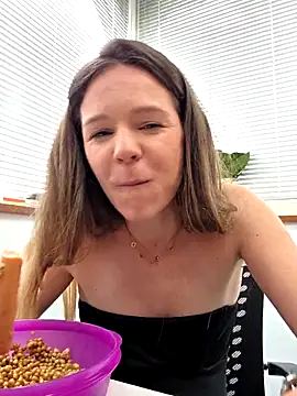  lucie_mehott chat room