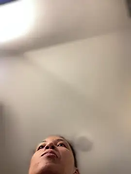baby_lizy webcam