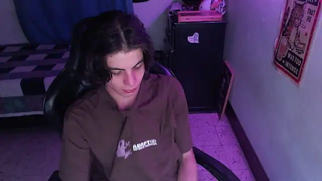 Elastic_Fantasy webcam