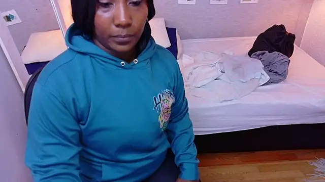 kiara_evanss webcam