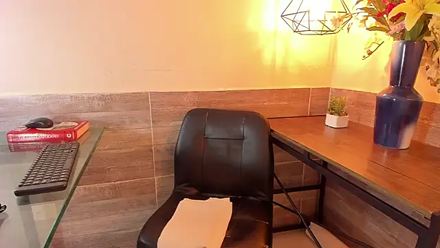 AlinaMorris webcam