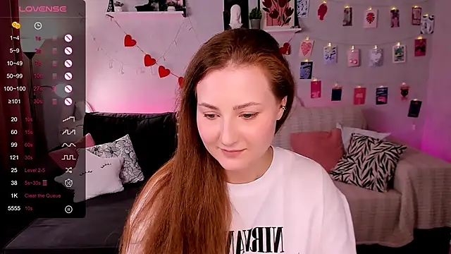 velvet_cherry_ webcam
