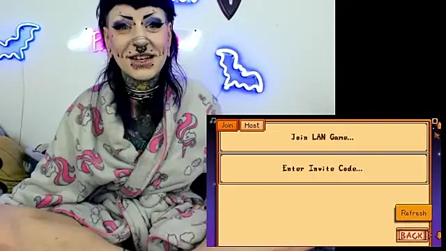 Purple_Coffin666 webcam