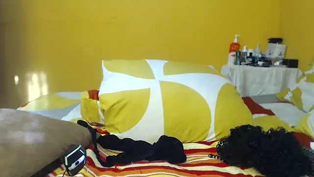 bustykelly webcam