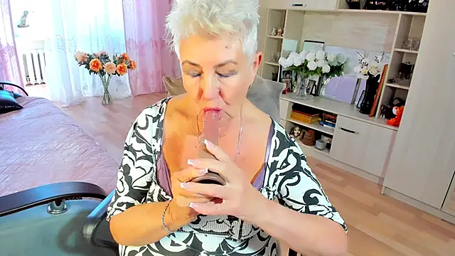 HotandMature webcam