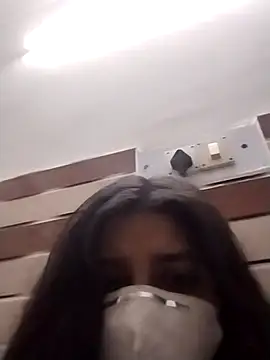 NAUGHTY-RASHI webcam