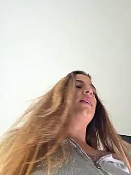 Luna_Lynn webcam