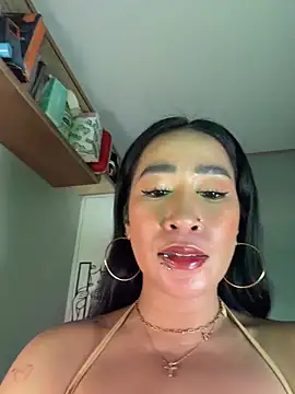 AsianMilfSheryl webcam