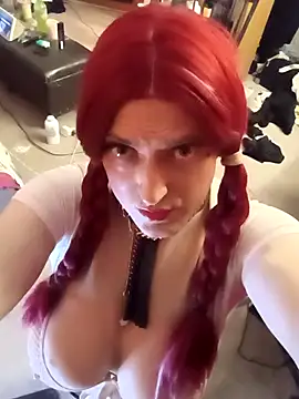 sissytrapdolly24 webcam