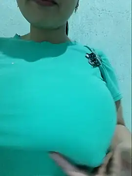 Shine_Mai webcam