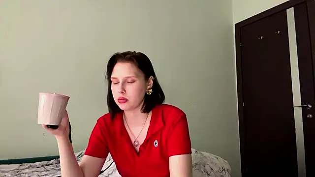 NoneLocket webcam