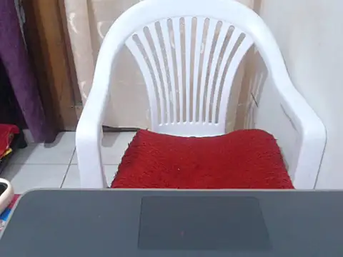 PrettyClaudia webcam