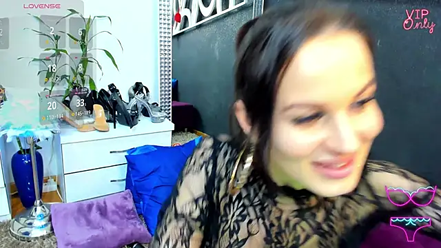 MiraPleasure_ webcam