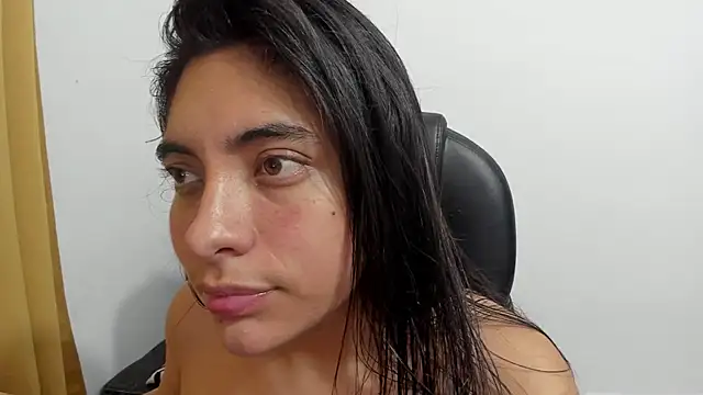 miss_eylens webcam