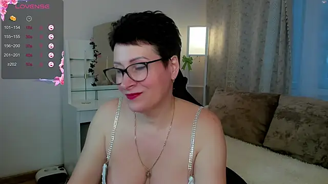 JennyMons webcam