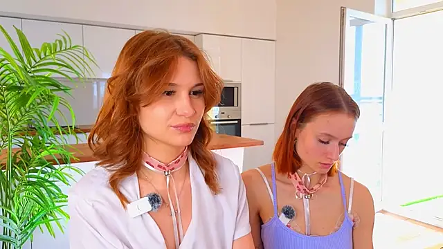 BuenaKratky live sex cam