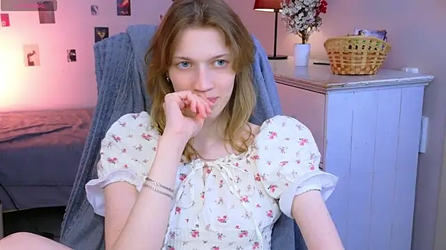 Emily_Cartex webcam
