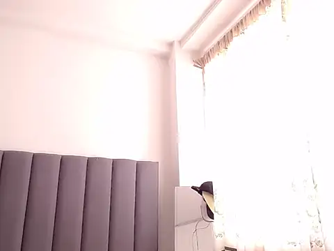 saara_johnson496 (T young) - surprise