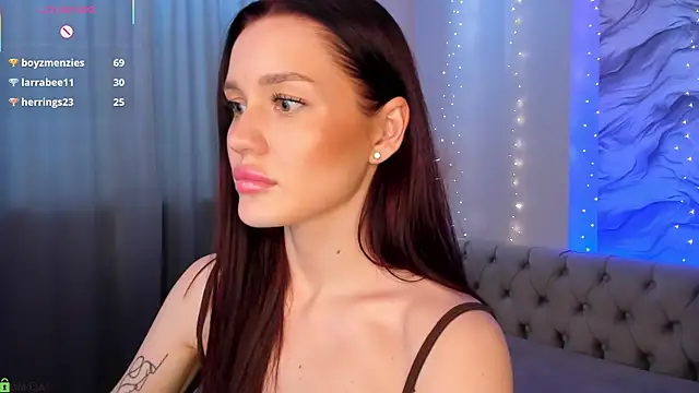 Aria_Mila webcam