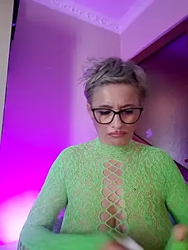 lunablaise - LunaBlaise's free webcam - UK Sex Cams