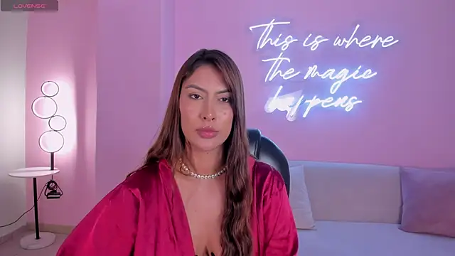 ArianaDumont webcam