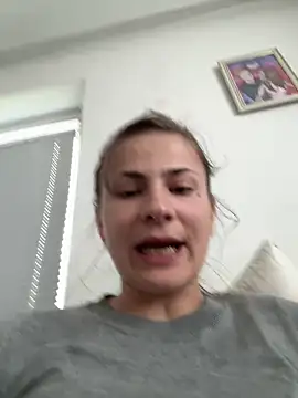 IsabellaEtha webcam
