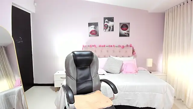 Miss_Cataleya__ webcam