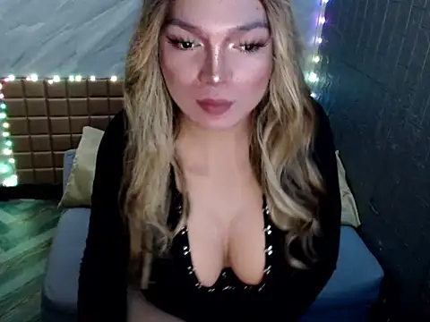 Asiandollxxx4uandMe webcam