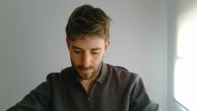 vargas90 (Ask my age) - Show my cock 1min