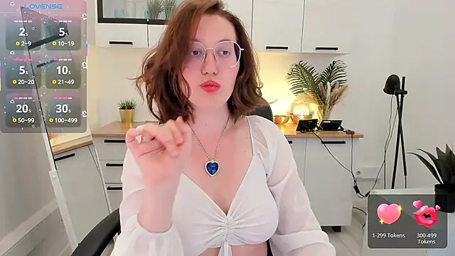 Charmy_Gracy webcam