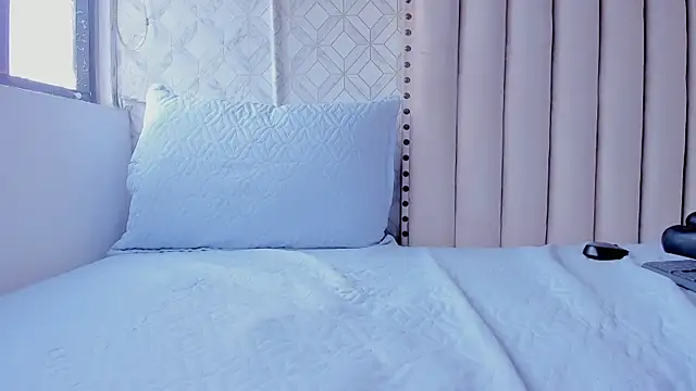 katherine_glow webcam