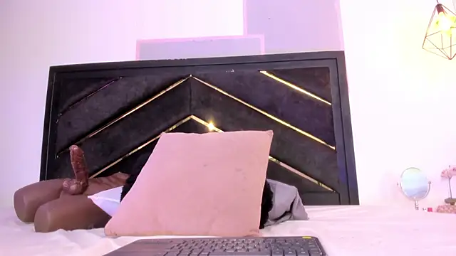 april_jones05 webcam