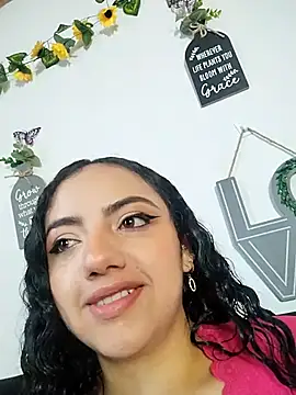 emiily_curly webcam