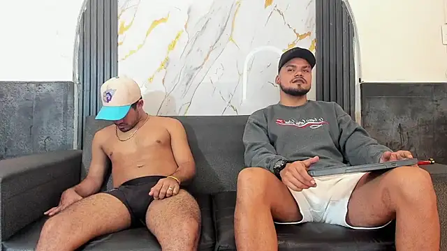 Latins_on_fire webcam