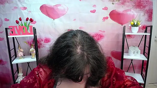 NeonilaLisova webcam