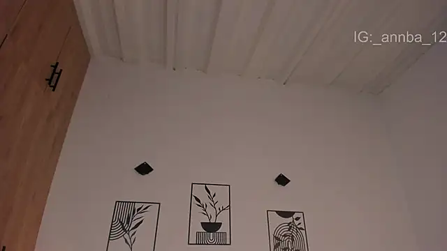 annie_barozzi webcam