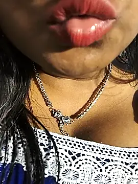 DIRTYSECRET_QUEEN_07 webcam