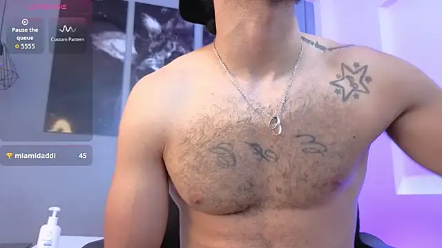 happy_hot7 webcam