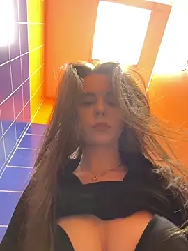 Ttixmila live sex cam