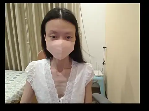 Lil-Cherries live sex cam
