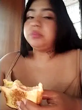 ZariahJeanes webcam