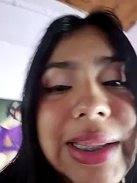 ZariahJeanes live sex cam