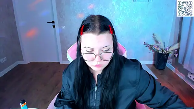 Kira_G0ld webcam