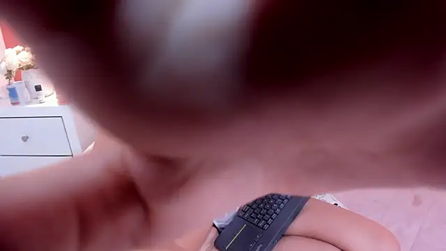 VIOLET_19XXX webcam