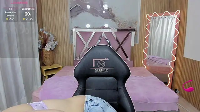 Krysstal_tay1 webcam