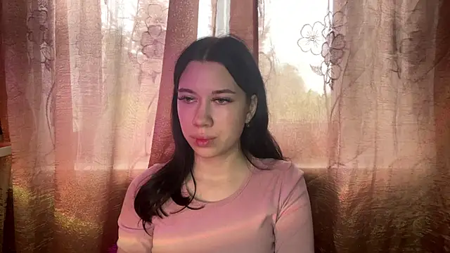 BellaLoveHugs webcam
