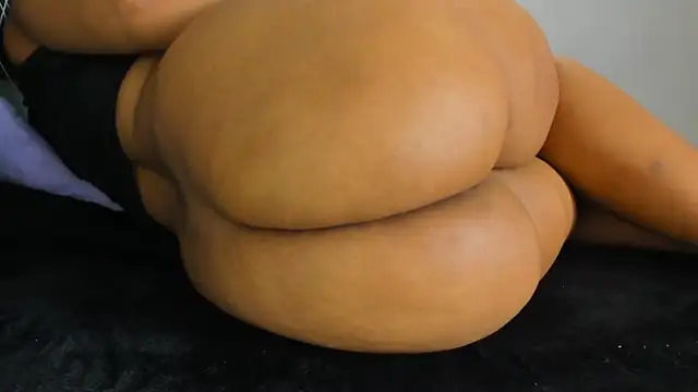 AriaBelle webcam