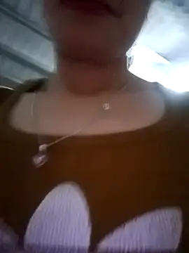 l_kiss webcam